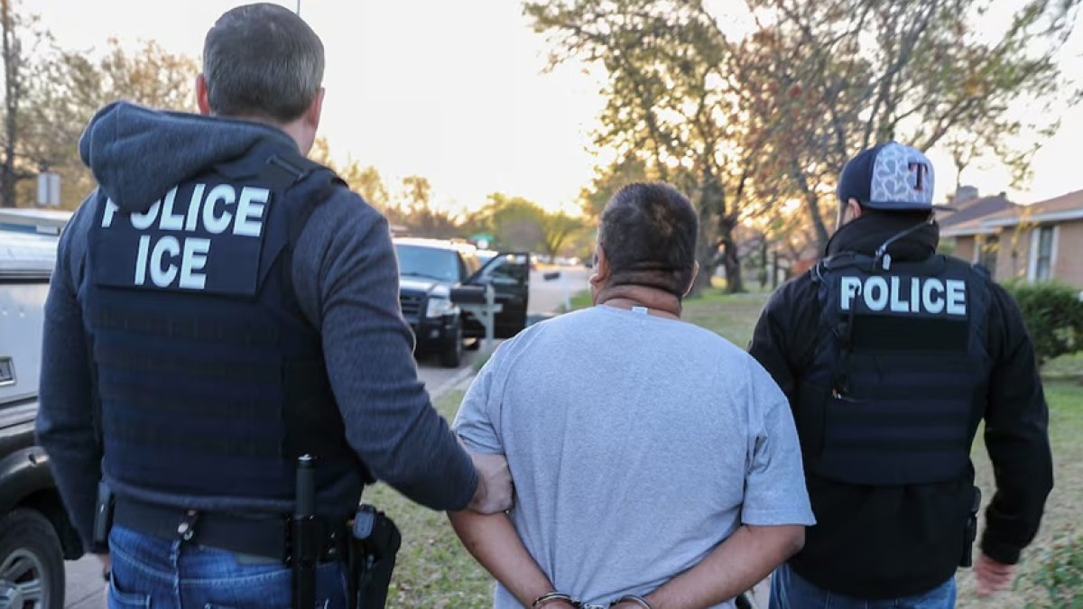 Casi un millón de personas han sido deportadas bajo el segundo mandato de Trump