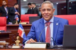 Franklin Romero presenta proyecto para proteger y fomentar la producción nacional de arroz