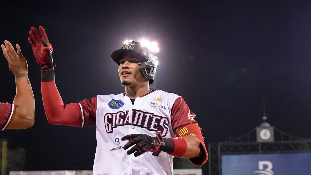 Gigantes frenan mala racha al superar 5-1 a los Tigres del Licey