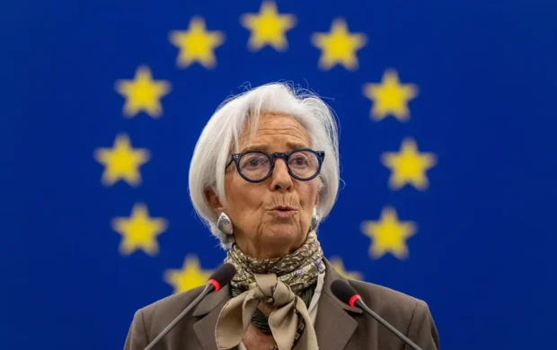 Lagarde deja el BCE para hablar con libertad sobre asuntos que considera personales