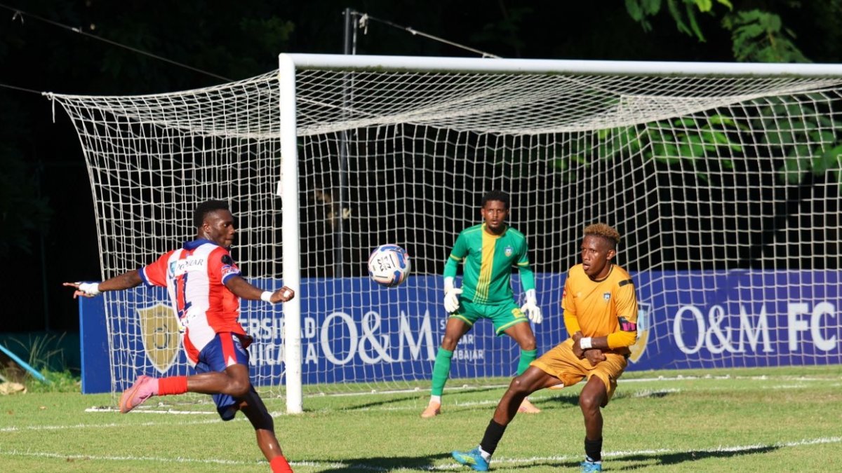 Salcedo FC se mantiene al frente de la LDF y busca retener el título