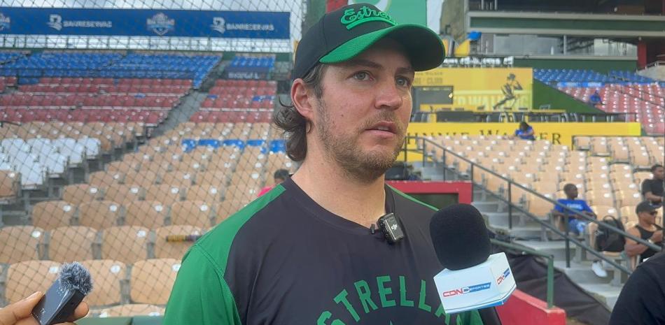 Trevor Bauer cuestiona su ausencia en MLB antes de debutar con las Estrellas Orientales